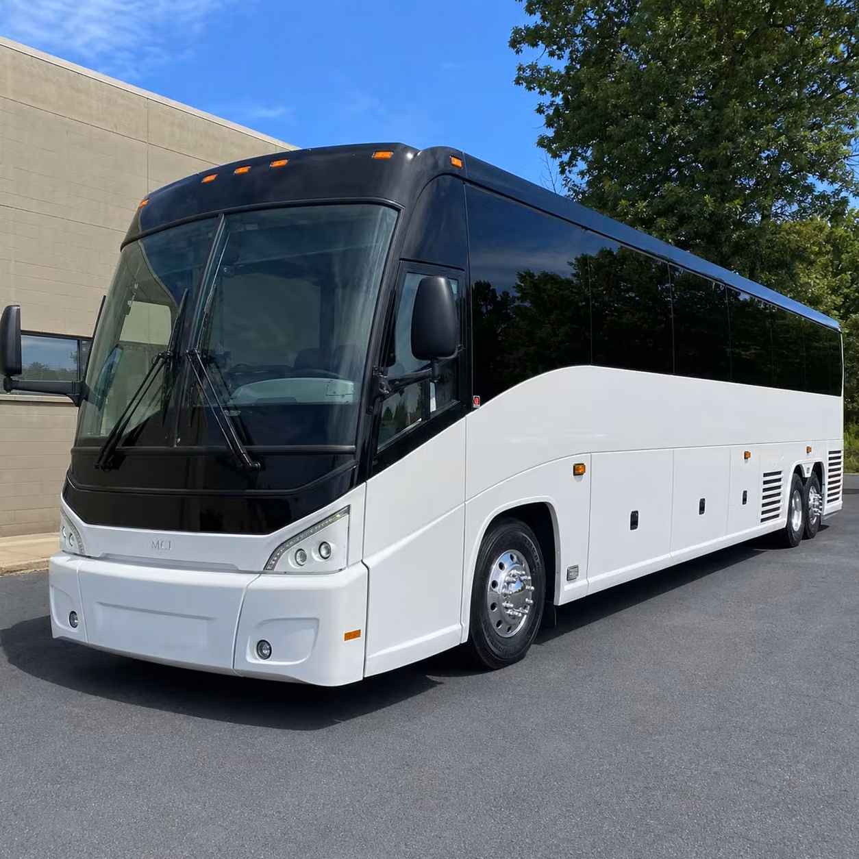 book long distance transportation in cedar rapids or any city nearby