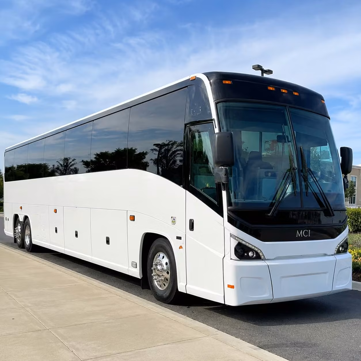 charter bus rentals for large concert groups traveling to cedar rapids and beyond