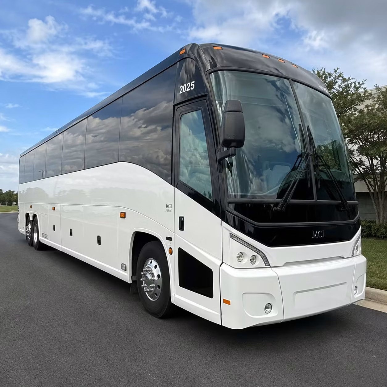 corporate event buses for cedar rapids conferences and convention transportation
